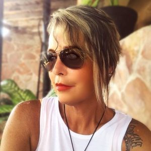 Meet your Posher, Sandra